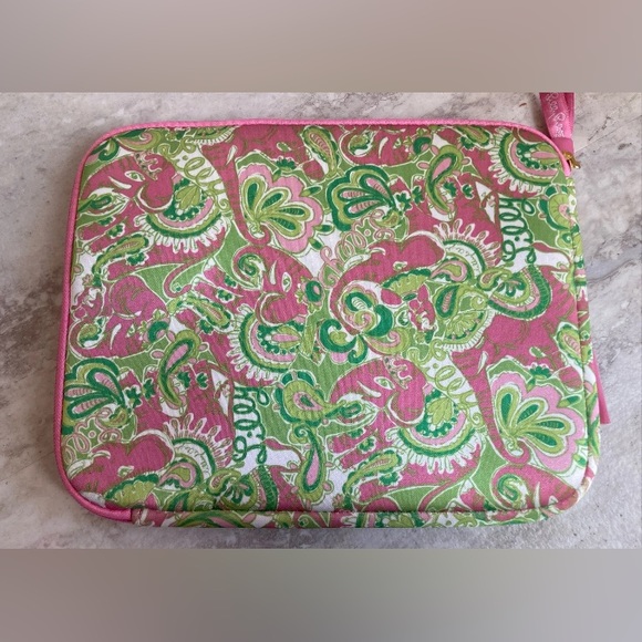 Lilly Pulitzer - iPad/Netbook Sleeve - Chin Chin Pattern - NWOT, Pink Green - Picture 1 of 4